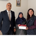 manisa-buyuksehirden-sehit-annelerine-anlamli-ziyaret.jpg
