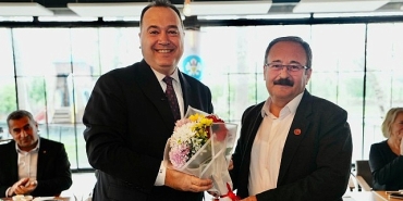 manisamizin-tum-ilceleri-hak-ettigi-hizmetleri-alacak.jpg