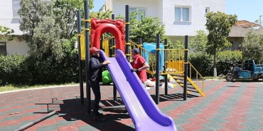 mendereste-parklar-yenileniyor.jpg