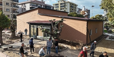 menemende-yine-bir-ilk.jpg