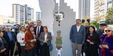 mersin-yenisehirde-depremde-kaybolan-cocuklar-anisina-anit-yapildi.jpg