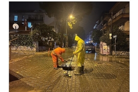 milas-belediyesi-ekipleri-gece-boyunca-alandaydi.jpg