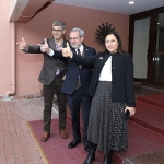 milli-atici-yusuf-dikec-ankara-universitesinde-dunyaca-unlu-pozunu-verdi.jpg