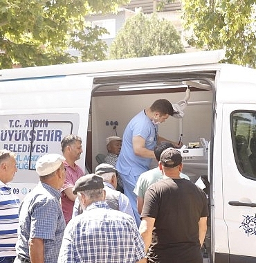 mobil-dis-klinikleri-kirsal-mahallelerde-hizmete-basladi.jpg