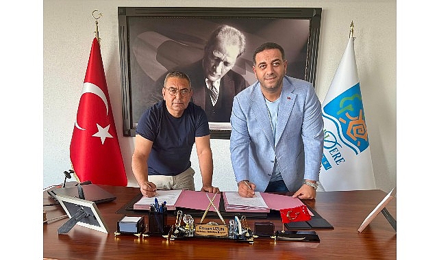 narlidere-belediyesinde-emek-kazandi-toplu-sozlesmede-imzalar-atildi.jpg