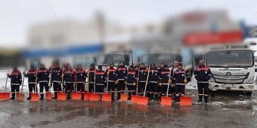 nevsehir-belediyesi-sanayi-bolgesinde-kar-temizligi-yapti.jpg
