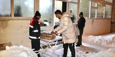 nevsehirli-vatandaslara-kandil-simidi-ikram-edildi.jpg