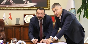 odemis-belediyesi-efe-kart-ile-dar-gelirli-vatandaslarimizin-yanindayiz.jpg