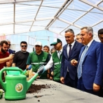 ogrencileri-dogayla-bulusturan-kemalpasa-tarim-ve-dogal-yasam-koyu-acildi.jpg