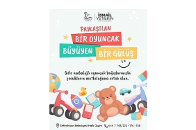 paylasilan-bir-oyuncak-buyuyen-bir-gulus.jpg