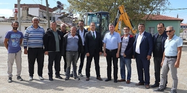 pazarbasi-caddesinde-calismalar-tamamlandi.jpg