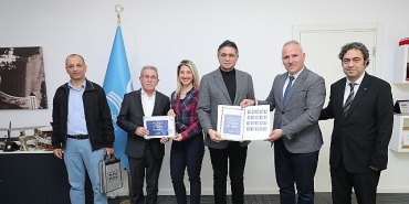 pttden-aliagaya-ozel-posta-pulu.jpg