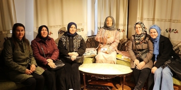 saruhanlili-kadinlar-manisayi-adim-adim-gezdi.jpg