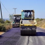 seferihisarda-asfalt-seferberligi-teos-caddesinde-devam-ediyor.jpg