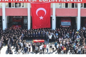 sehit-itfaiye-erimiz-mehmet-tekeli-son-yolculuguna-ugurlandi.jpg