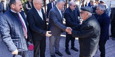 selcukluda-cuma-bulusmalarinin-bereketi-suruyor.jpg