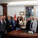 sivaslilar-kultur-ve-dayanisma-dernegi-ege-bolgesi-ilce-federasyon-baskanlari-ve-uyeleri-didim-belediye-baskani-hatice-gencayi-ziyaret-etti.jpg