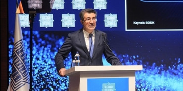 tbb-baskani-alpaslan-cakar-genel-kurulda-sektorun-gundemini-degerlendirdi.jpg