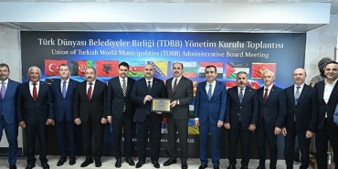 tdbb-baskani-altay-kerkuk-turk-dunyasi-belediyeler-birliginin-resmi-uyesi-oldu.jpg