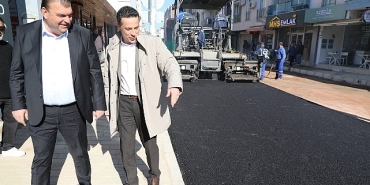 temel-cingoz-caddesinde-sona-gelindi-esnafin-yuzu-guldu.jpg
