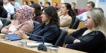 tibbi-jeoloji-saglik-sorunlari-yeralti-barajlari-ve-su-temini-konulari-ele-alindi.jpg