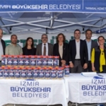 tireli-incir-ureticisine-eksilik-bocegine-karsi-tuzak-dagitildi.jpg