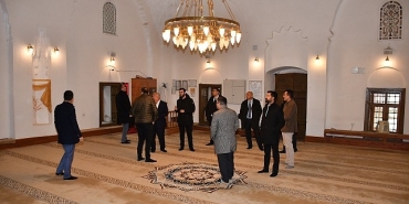 turizm-komisyonu-ahmetli-ve-golmarmaranin-turistik-degerlerini-inceledi.jpg