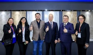 turk-dogal-tas-ihracatcilari-cinden-basariyla-dondu-2jmMOX1Y.jpg