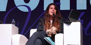 uluslararasi-cesme-kadin-liderler-zirvesi-dayanisma-ve-umut-mesajlariyla-sona-erdi.jpg