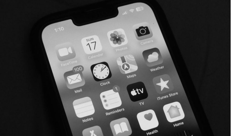 Smart Ways to Unlock Your Phone Safely
