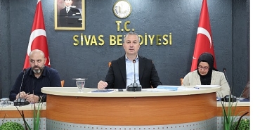 uzun-sosyal-medyada-insanlar-yaniltiliyor-gercekler-farkli.jpg