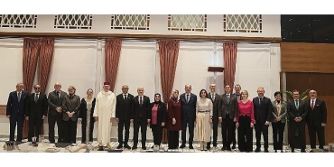 vali-akin-ile-baskan-altay-yabanci-ulkelerin-buyukelcilerini-ve-eslerini-agirladi.jpg