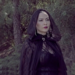 yasemin-ugurludan-yeni-tekli-kizil-topraklar.jpg