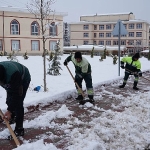 yaya-guvenligi-icin-kar-kureme-ve-tuzlama-seferberligi-devam-ediyor.jpg