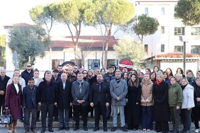 zubeyde-hanim-vefatinin-103-yilinda-odemiste-anildi.jpg